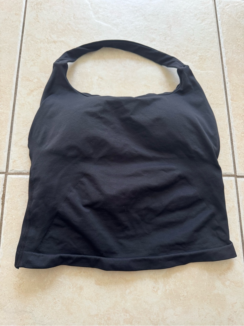 Black halter backless gym top with built in bra